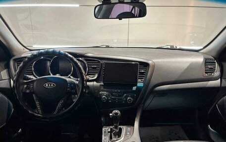 KIA K5 I рестайлинг, 2012 год, 1 200 000 рублей, 16 фотография