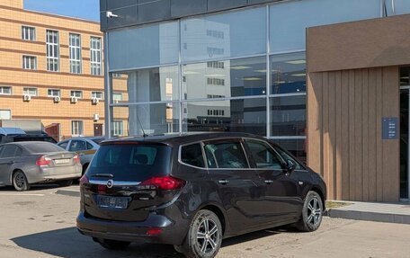 Opel Zafira C рестайлинг, 2012 год, 980 000 рублей, 4 фотография