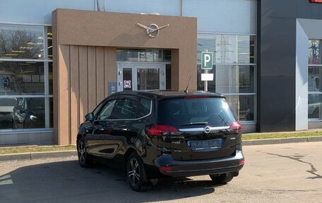 Opel Zafira C рестайлинг, 2012 год, 980 000 рублей, 6 фотография