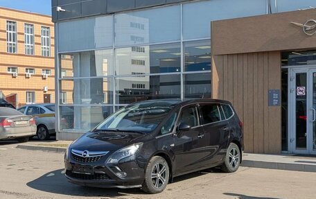 Opel Zafira C рестайлинг, 2012 год, 980 000 рублей, 3 фотография