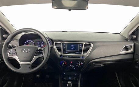 Hyundai Solaris II рестайлинг, 2019 год, 1 100 000 рублей, 16 фотография