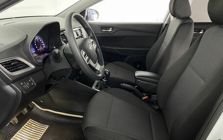 Hyundai Solaris II рестайлинг, 2019 год, 1 100 000 рублей, 12 фотография