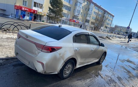 KIA Rio IV, 2018 год, 630 000 рублей, 4 фотография