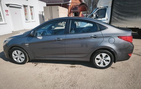 Hyundai Solaris II рестайлинг, 2015 год, 1 150 000 рублей, 3 фотография