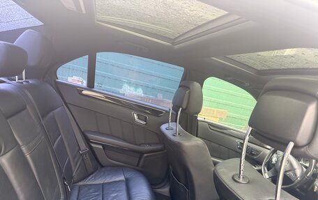 Mercedes-Benz E-Класс, 2010 год, 1 650 000 рублей, 2 фотография