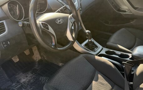 Hyundai Elantra V, 2011 год, 660 000 рублей, 7 фотография