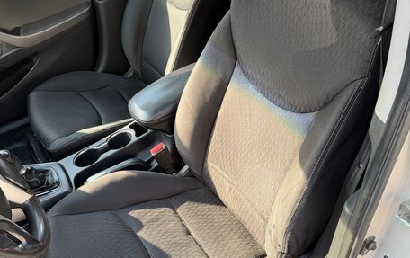 Hyundai Elantra V, 2011 год, 660 000 рублей, 8 фотография