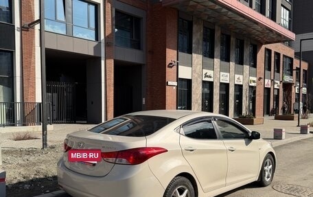 Hyundai Elantra V, 2011 год, 660 000 рублей, 4 фотография