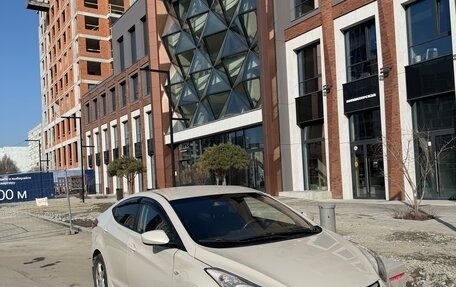 Hyundai Elantra V, 2011 год, 660 000 рублей, 3 фотография