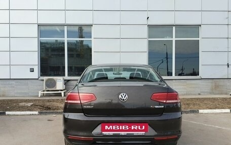 Volkswagen Passat B8 рестайлинг, 2016 год, 1 699 000 рублей, 6 фотография