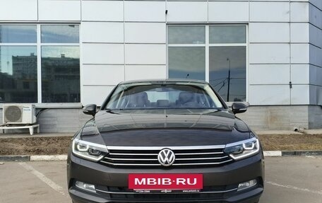 Volkswagen Passat B8 рестайлинг, 2016 год, 1 699 000 рублей, 2 фотография