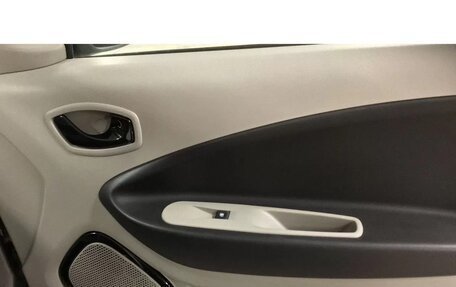 Renault ZOE I рестайлинг, 2016 год, 1 280 000 рублей, 9 фотография