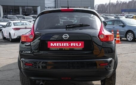 Nissan Juke II, 2011 год, 899 000 рублей, 8 фотография