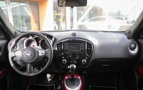 Nissan Juke II, 2011 год, 899 000 рублей, 17 фотография