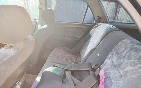 Toyota Sprinter Carib III, 1998 год, 300 000 рублей, 9 фотография