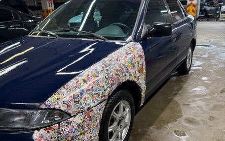 Mitsubishi Carisma I, 1997 год, 300 000 рублей, 6 фотография