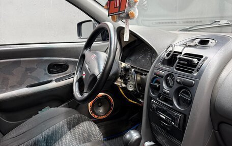 Mitsubishi Carisma I, 1997 год, 300 000 рублей, 17 фотография