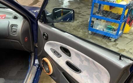 Mitsubishi Carisma I, 1997 год, 300 000 рублей, 18 фотография