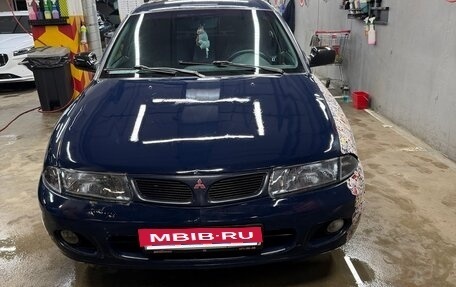 Mitsubishi Carisma I, 1997 год, 300 000 рублей, 21 фотография