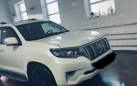 Toyota Land Cruiser Prado 150 рестайлинг 2, 2011 год, 3 300 000 рублей, 5 фотография