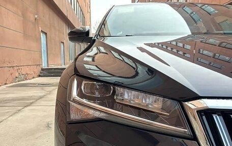 Skoda Superb III рестайлинг, 2025 год, 2 950 000 рублей, 3 фотография