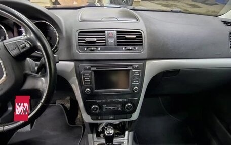 Skoda Yeti I рестайлинг, 2013 год, 898 000 рублей, 14 фотография