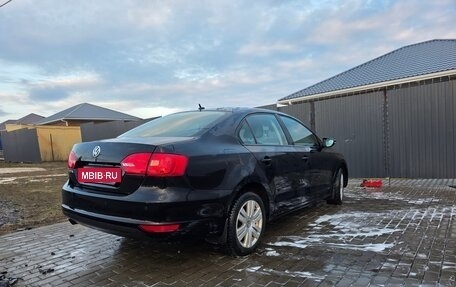 Volkswagen Jetta VI, 2012 год, 995 000 рублей, 4 фотография