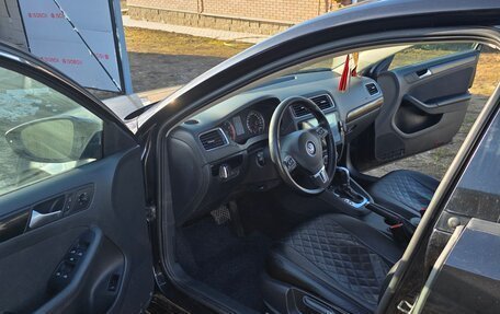 Volkswagen Jetta VI, 2012 год, 995 000 рублей, 18 фотография