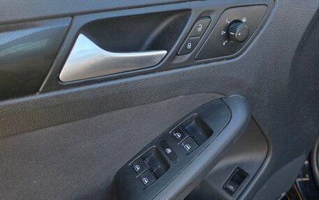 Volkswagen Jetta VI, 2012 год, 995 000 рублей, 19 фотография