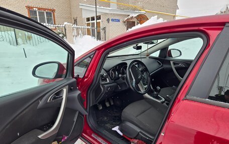 Opel Astra J, 2011 год, 585 000 рублей, 8 фотография