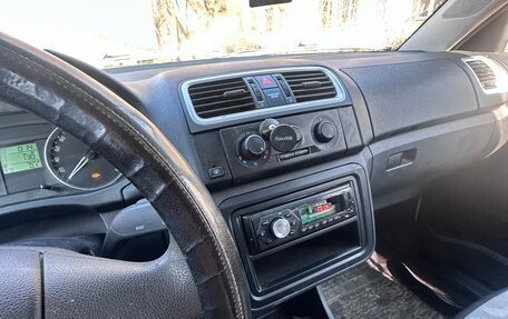 Skoda Fabia II, 2009 год, 360 000 рублей, 4 фотография