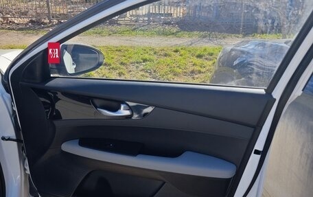 KIA K3, 2022 год, 2 400 000 рублей, 11 фотография