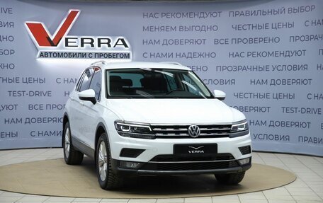Volkswagen Tiguan II, 2017 год, 2 890 000 рублей, 3 фотография