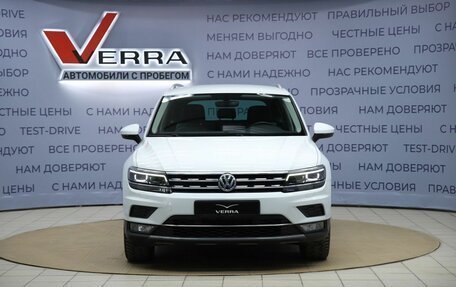 Volkswagen Tiguan II, 2017 год, 2 890 000 рублей, 2 фотография