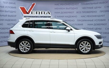 Volkswagen Tiguan II, 2017 год, 2 890 000 рублей, 4 фотография