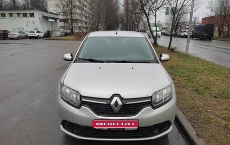 Renault Logan II, 2017 год, 670 000 рублей, 1 фотография