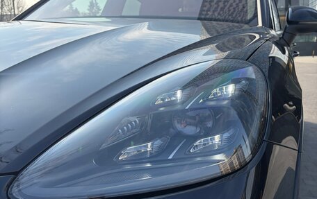 Porsche Cayenne III, 2022 год, 16 000 000 рублей, 12 фотография