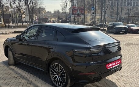 Porsche Cayenne III, 2022 год, 16 000 000 рублей, 3 фотография