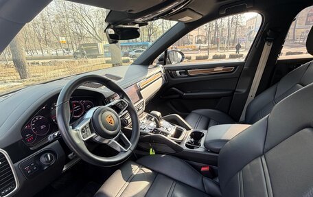 Porsche Cayenne III, 2022 год, 16 000 000 рублей, 18 фотография