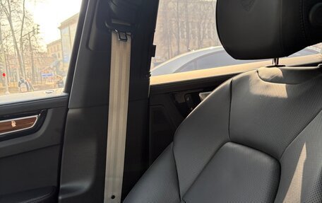 Porsche Cayenne III, 2022 год, 16 000 000 рублей, 23 фотография