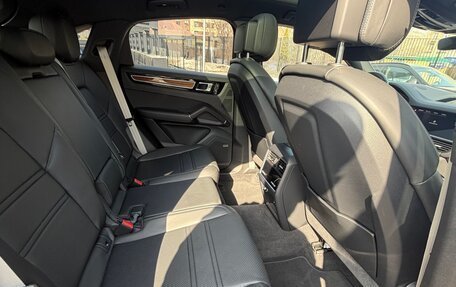 Porsche Cayenne III, 2022 год, 16 000 000 рублей, 29 фотография