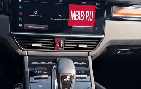 Porsche Cayenne III, 2022 год, 16 000 000 рублей, 38 фотография