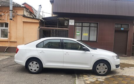 Skoda Rapid I, 2015 год, 695 000 рублей, 5 фотография