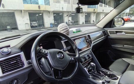 Volkswagen Teramont I, 2018 год, 3 270 000 рублей, 8 фотография