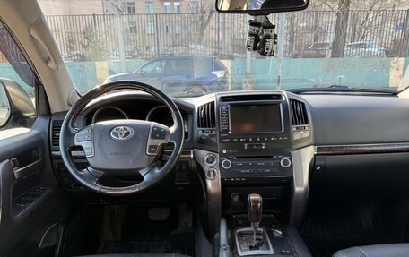 Toyota Land Cruiser 200, 2011 год, 2 950 000 рублей, 7 фотография