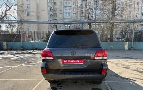 Toyota Land Cruiser 200, 2011 год, 2 950 000 рублей, 4 фотография