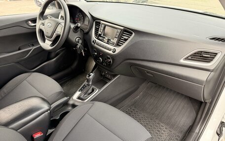 Hyundai Solaris II рестайлинг, 2017 год, 1 100 000 рублей, 9 фотография