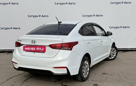 Hyundai Solaris II рестайлинг, 2017 год, 1 100 000 рублей, 6 фотография