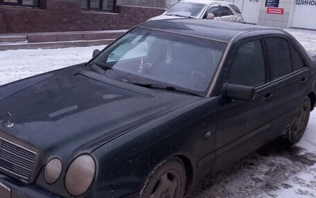 Mercedes-Benz E-Класс, 2000 год, 500 000 рублей, 3 фотография