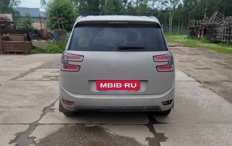 Citroen C4 Picasso II рестайлинг, 2017 год, 1 100 000 рублей, 11 фотография